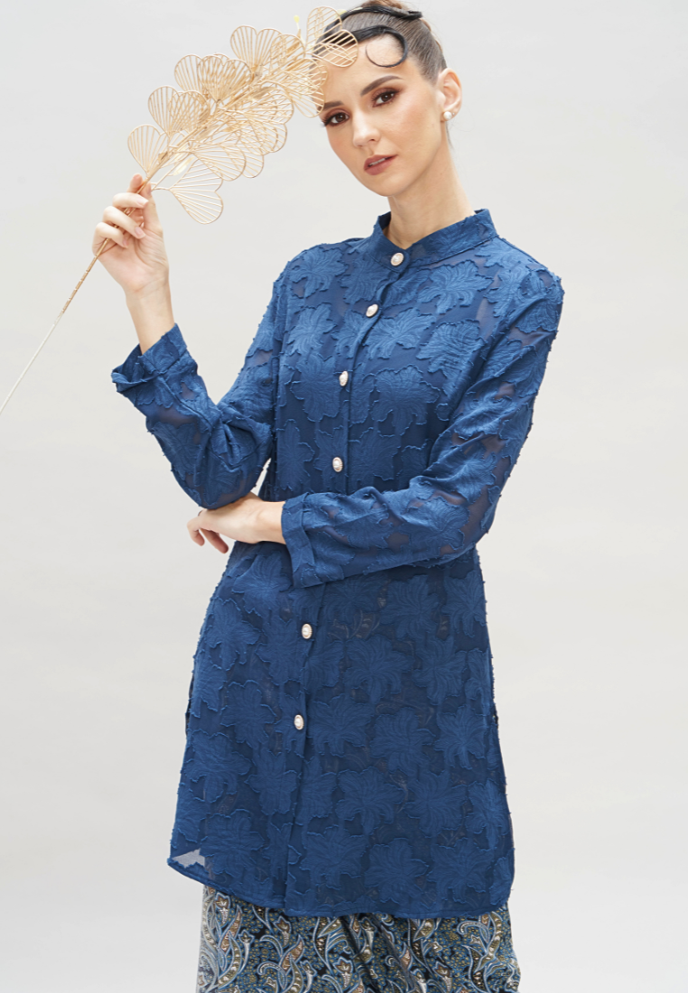 Thumbnail: navy modesty top