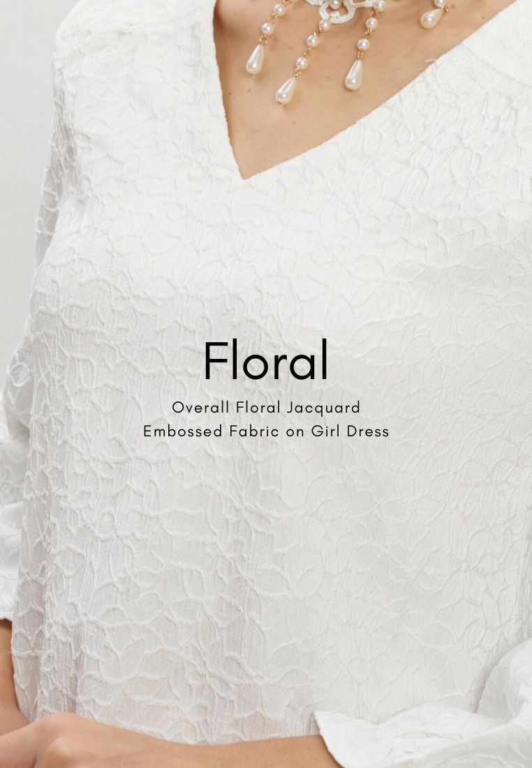 Thumbnail: Girl White Floral Jacquard Dress baju hari raya