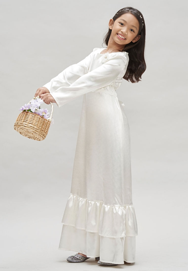 Thumbnail: white kid baju