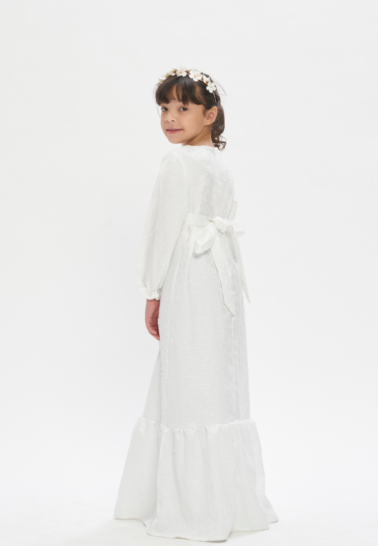 Thumbnail: baju kurung girl Singapore