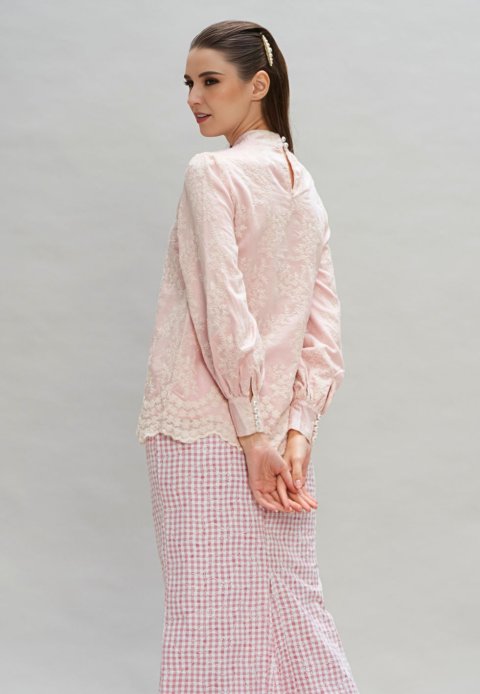 Thumbnail: shop modern baju kurung pink online