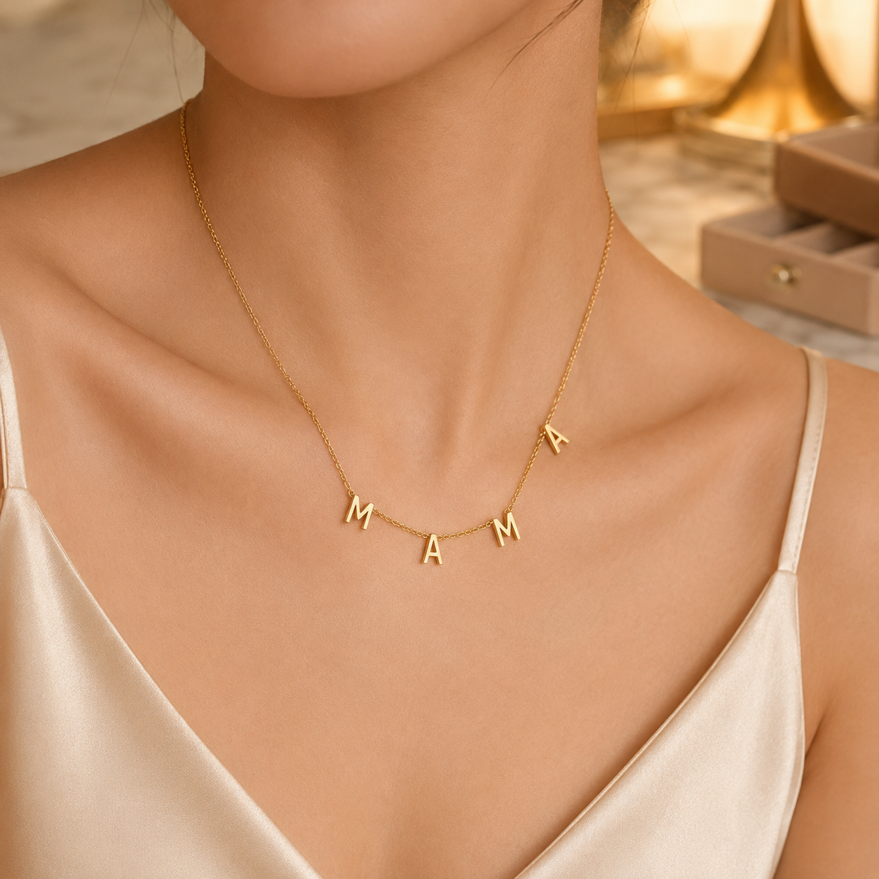 Mama Necklace