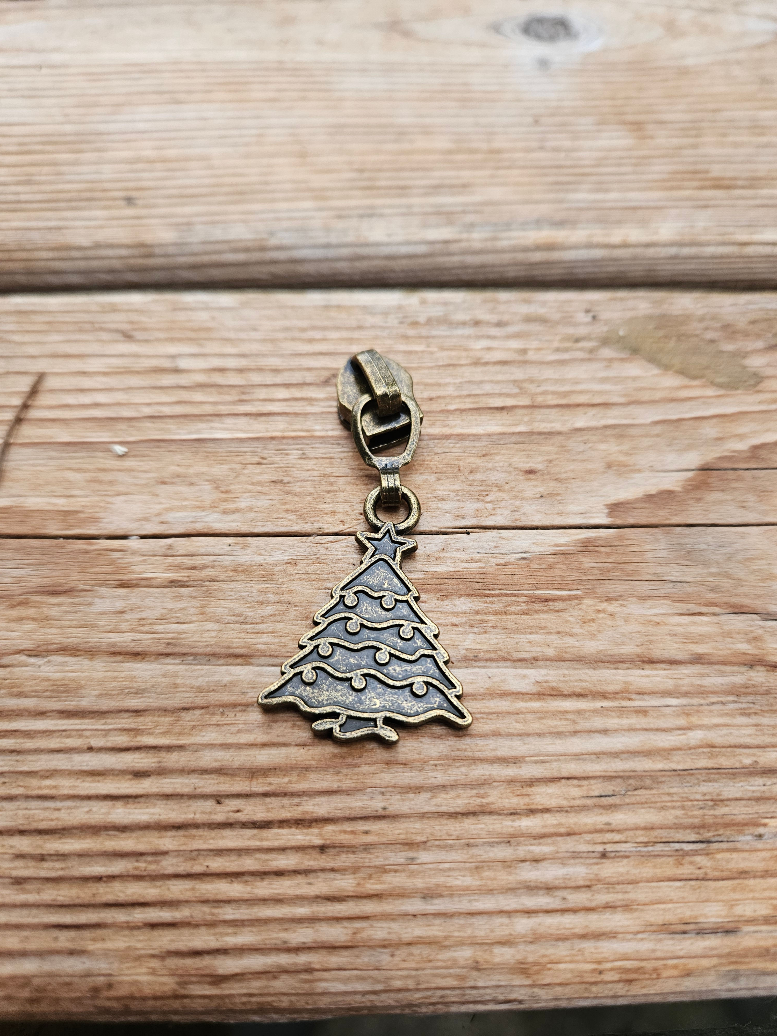 Christmas tree #5 zipper pull