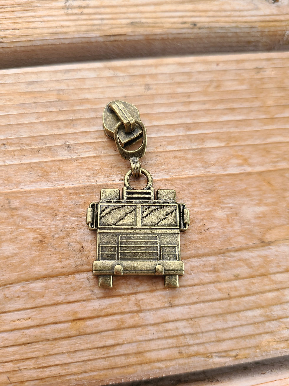 Thumbnail: Fire truck #5 zipper pull