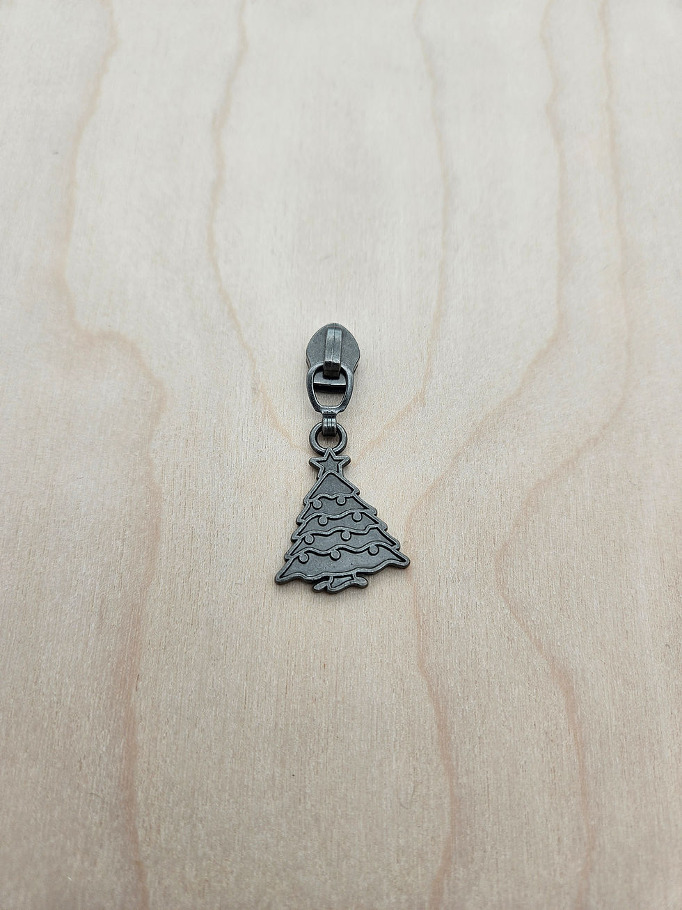 Thumbnail: Christmas tree #5 zipper pull