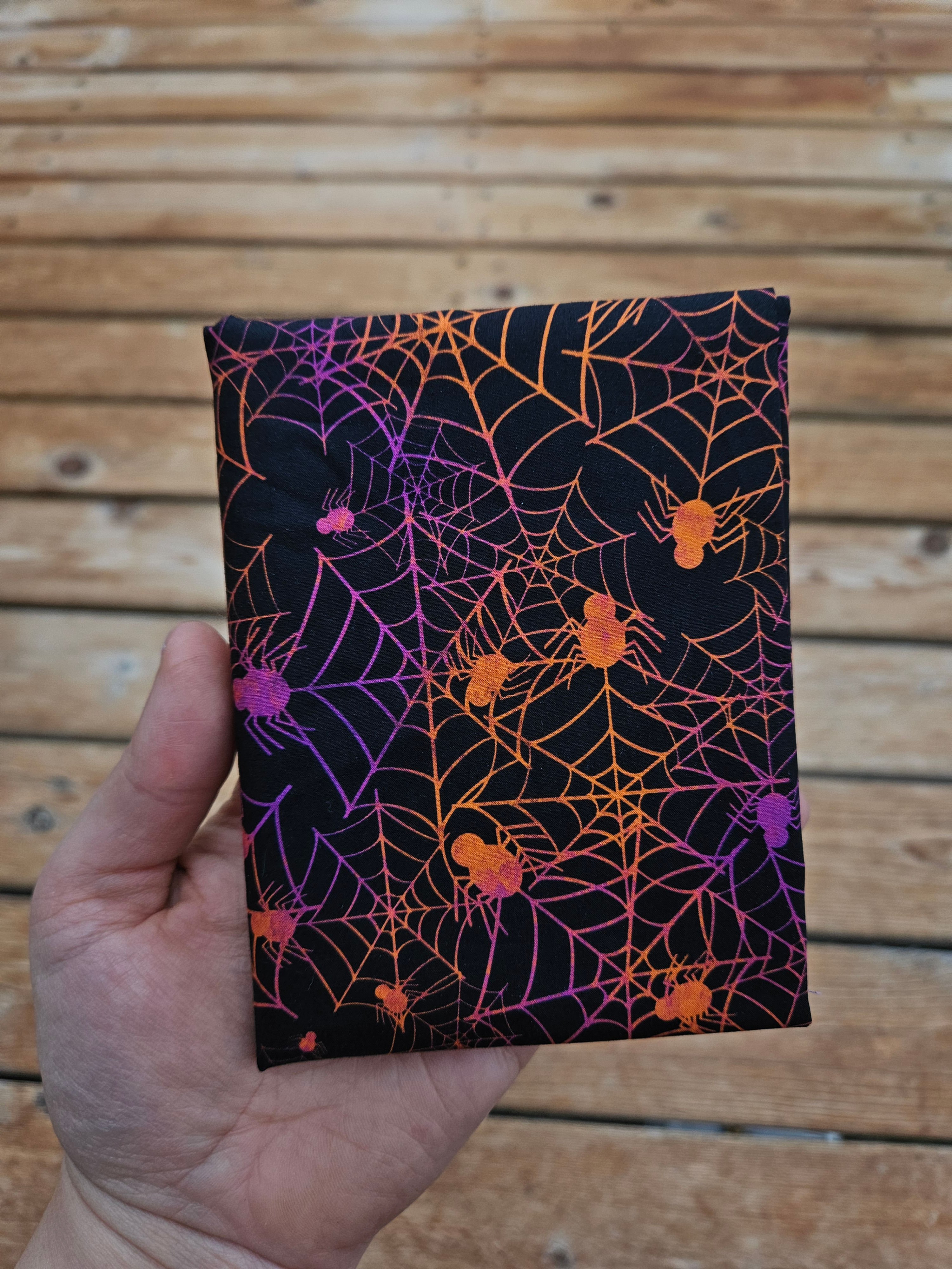 Cotton woven- Orange and magenta spider toss *small scale