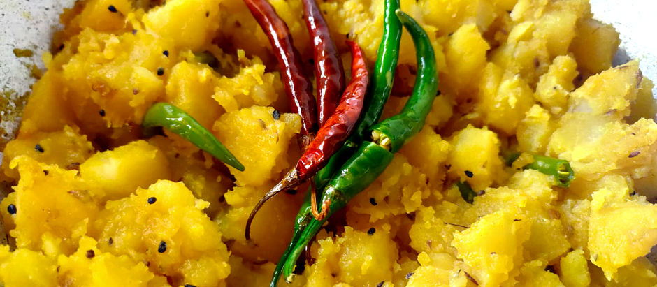 মাখোমাখো - হিং - আলু - চচ্চড়ি | Hing - Aloo - Chorchori