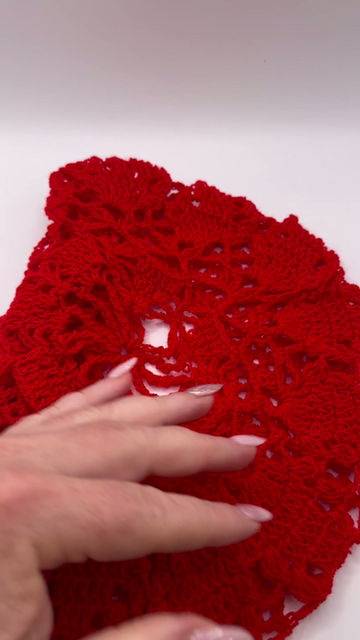 Miniaturbild: Gehäkelte rote Baskenmütze, flexibel tragbar, Unikat