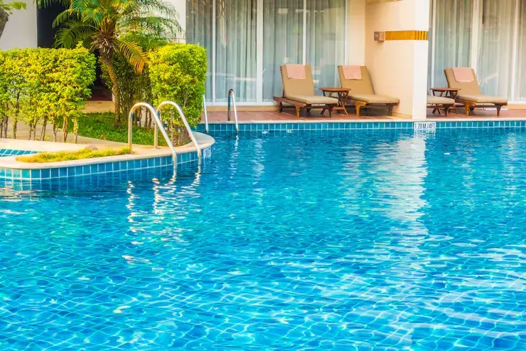 Best Concrete Vibrators for Gunite Pool Construction
