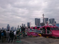 毎年恒例!4月の伊豆大島ツアー♪