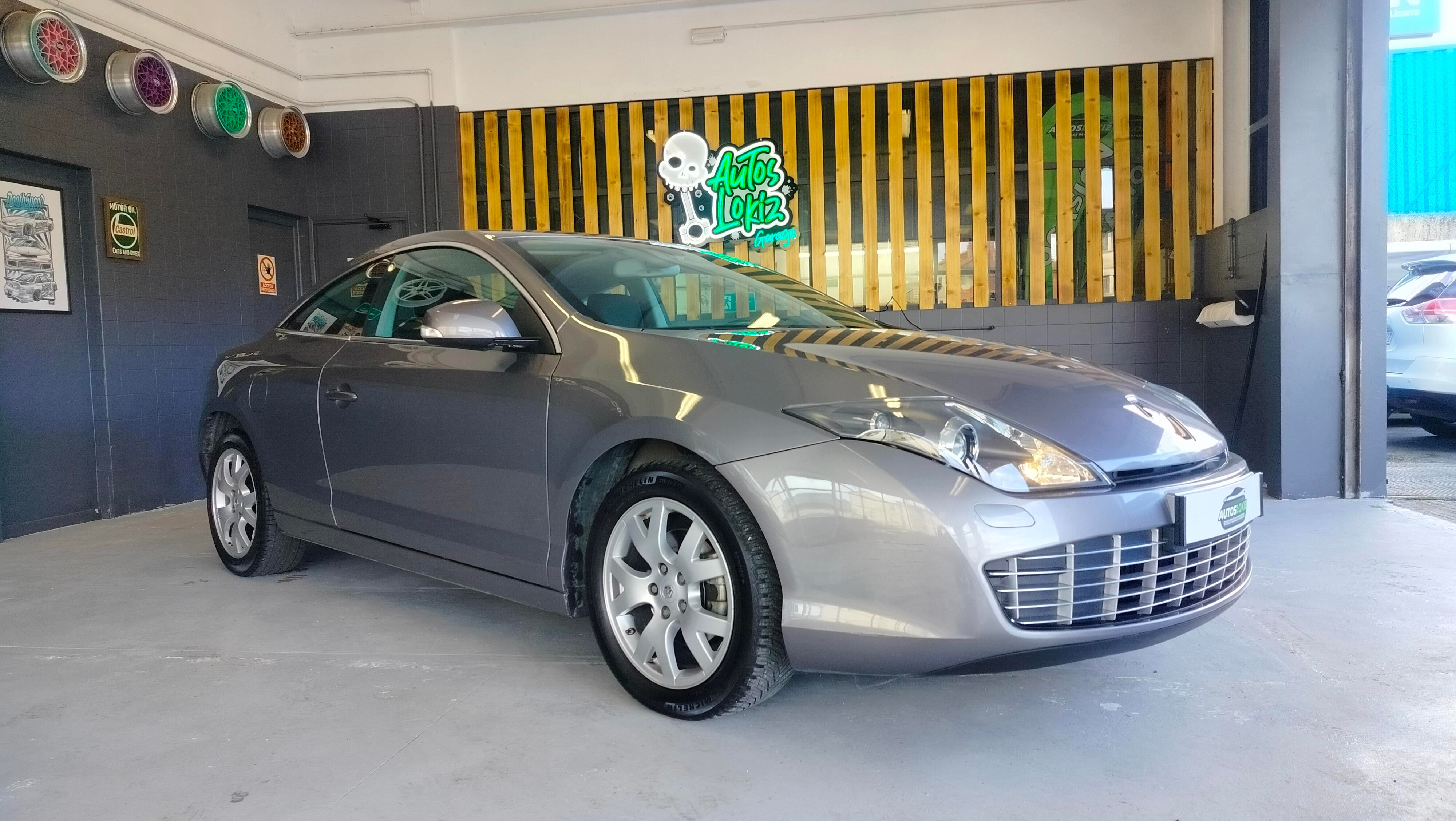 Renault Laguna Coupe