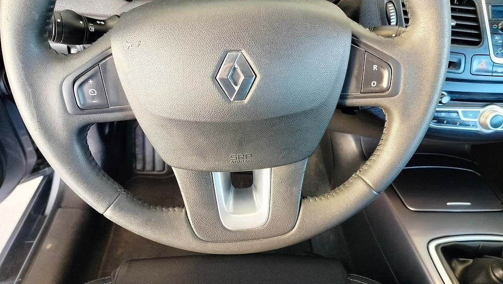 Miniatura: Renault Laguna Coupe