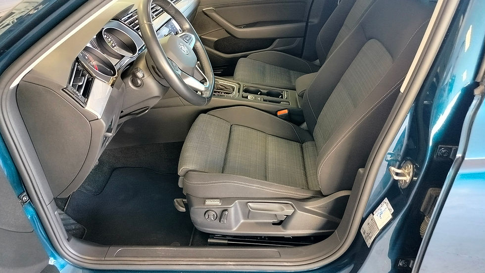 Miniatura: Volkswagen Passat Variant