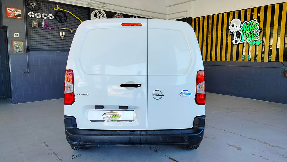 Miniatura: Opel Combo
