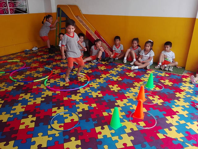 29356512_964846917024607_542716178665255
