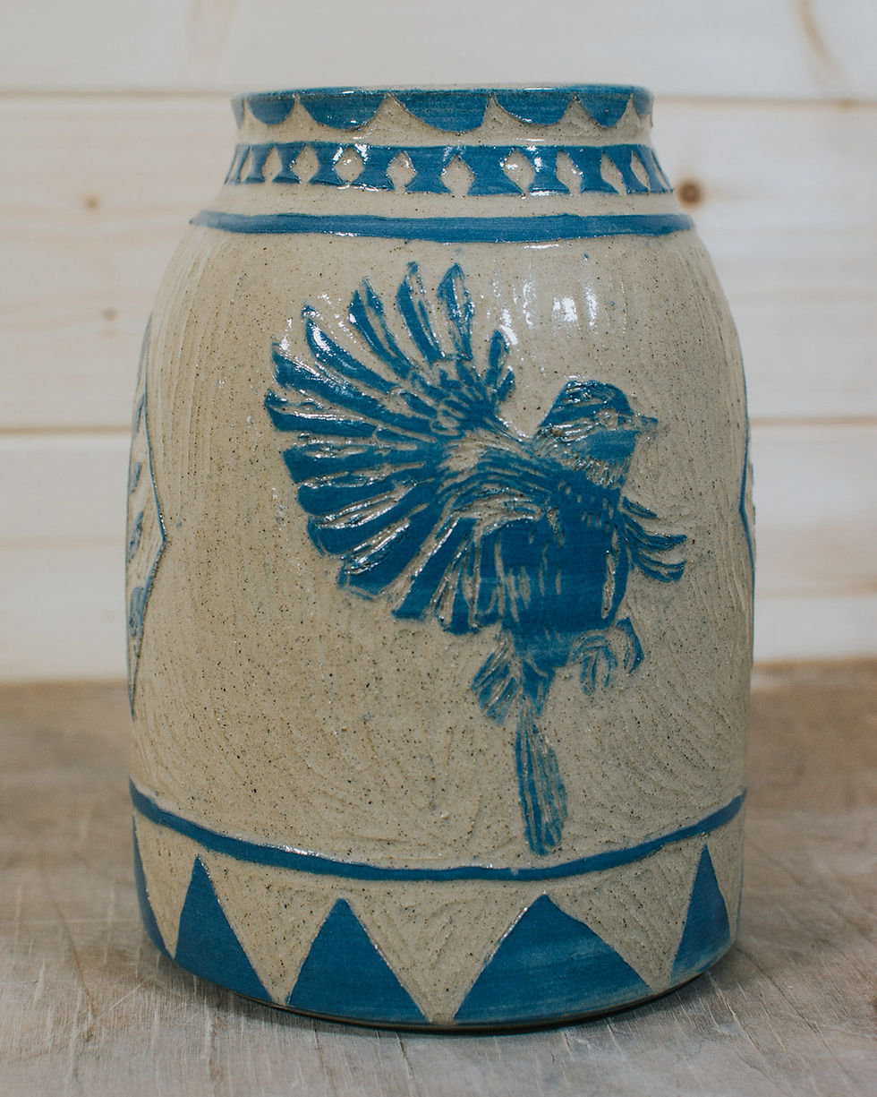 Thumbnail: Sgraffito Bird Vase