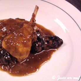 Tajine de poulet aux pruneaux