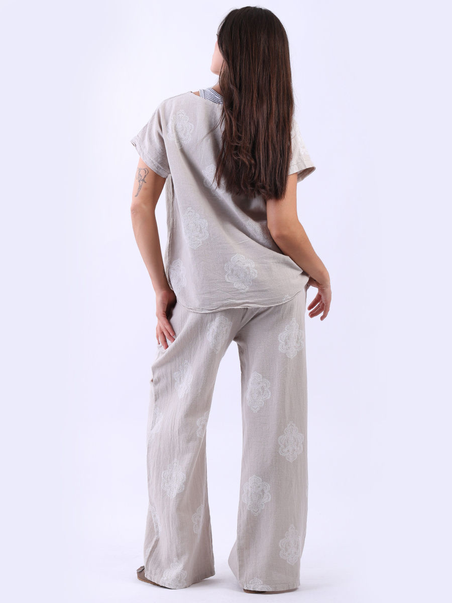 Thumbnail: CODE 8848-Bei Made In Italy Medallion Print Sequin Linen Crop Top