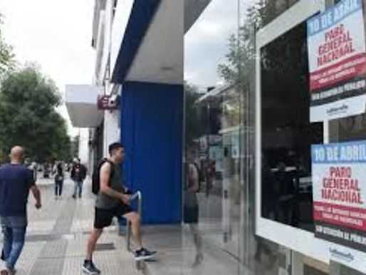 Tucumán en el paro: sin bancos, escuelas ni recolección de residuos, el resto de la actividad es normal