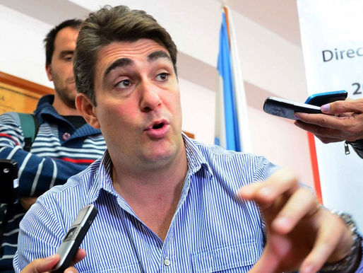 Procesaron a Iguacel por negociaciones incompatibles con la función pública