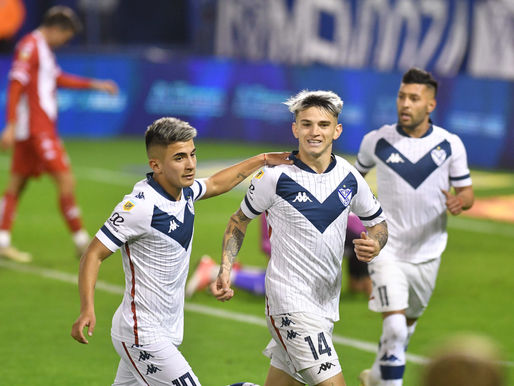 Vélez sigue su racha victoriosa y sumó su tercer triunfo en la LPF frente a Unión