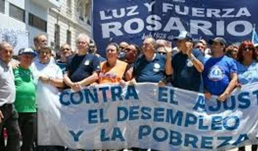Rosario: dispar acatamiento del paro cegetista y dos marchas gremiales
