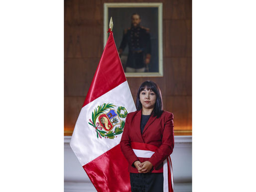 Con el cambio de gabinete, Castillo busca alejarse de sectores más radicales de la izquierda peruana