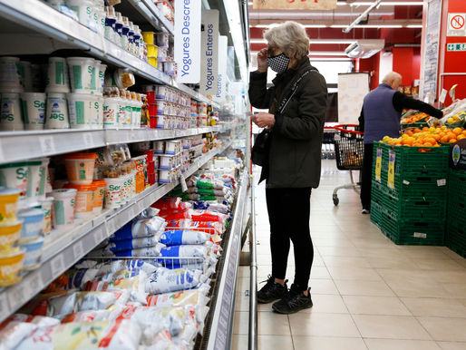 El Gobierno retrotrae precios de 1.432 productos al 1 de octubre y los congela hasta el 7 de enero