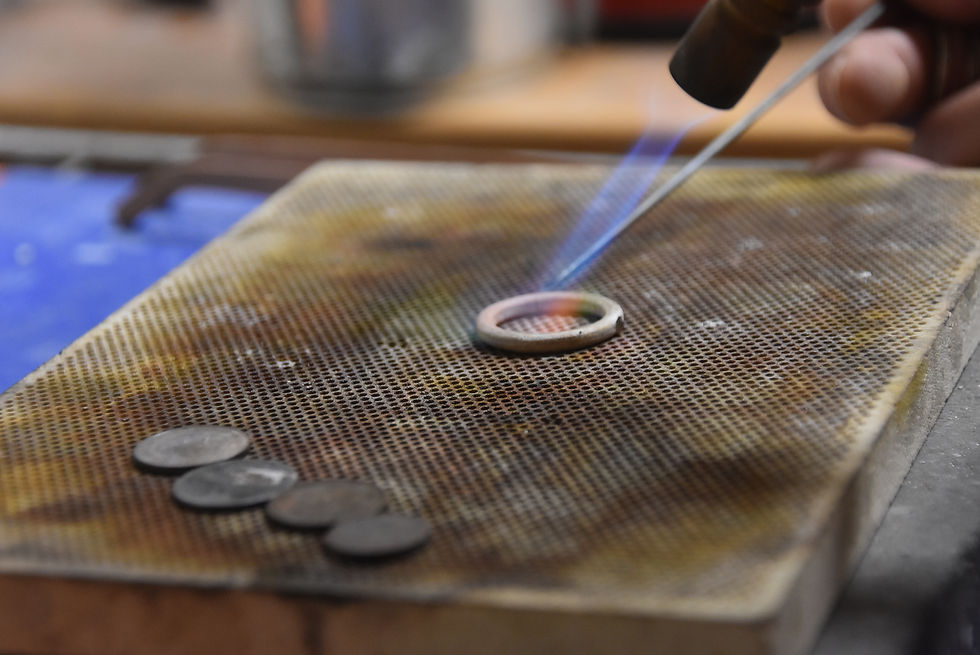 proceso de anillo de plata joyería contemporánea mexicana cómo hacer anillos de plata