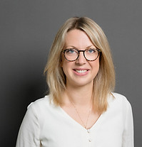 002 LAURA PROCTER.jpg