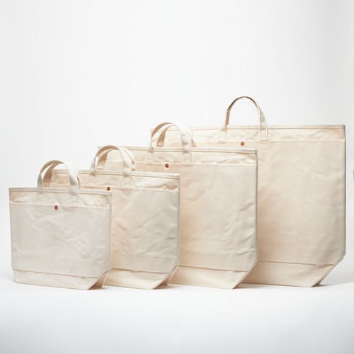 バッグ This is a(n) Ex. Base Tote L Base Tote L | This is a(n)