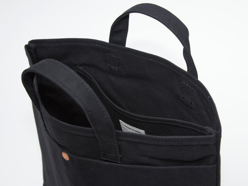 This is a(n) Base Tote L ブラック トートバッグ This is a(n) ブラック L This is a(n) Base Tote L ブラック トートバッグ This is a(n) ブラック L