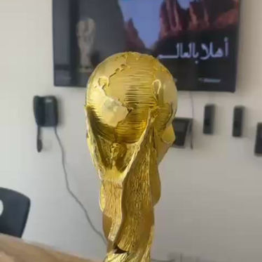 أهلا بالعالم.. 