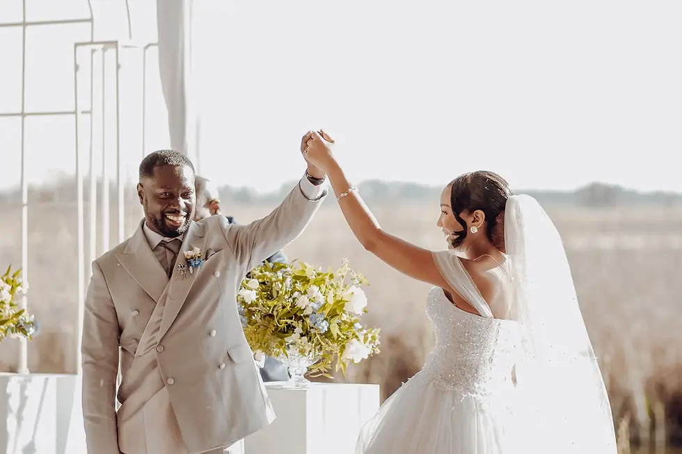 wedding-ceremony-in-open-air-chapel
