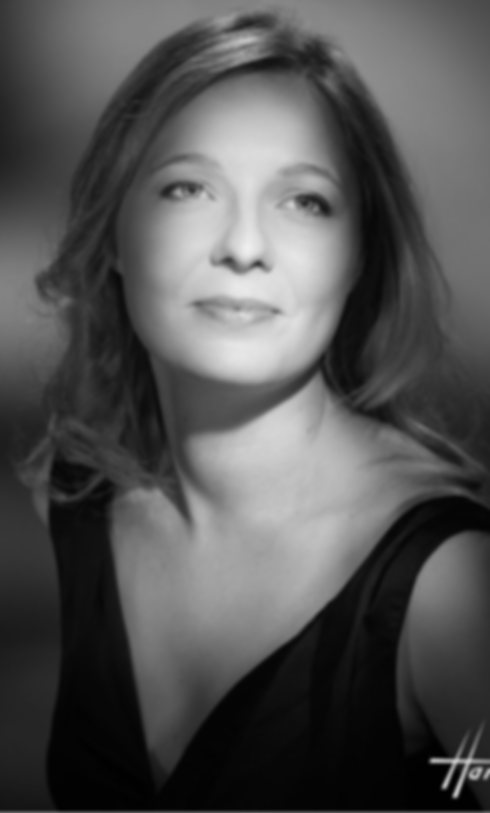 GOD Florine_PP_NB_DB_2218_OF_LOGO_24x30_edited_edited_edited_edited.png