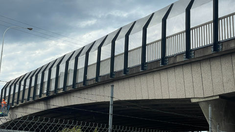 Sydney Metro Throw Screens