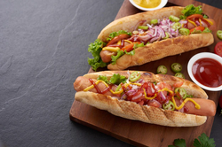 gourmet-grilled-all-beef-hot-dog-with-sides-chips-delicious-simple-hot-dogs-with-mustard-p