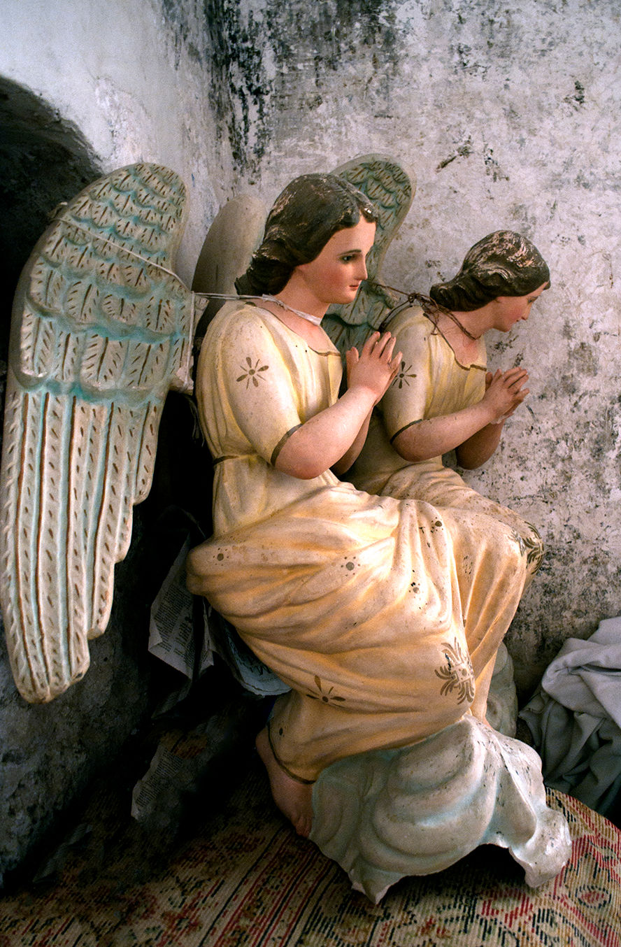 Ángeles en el closet