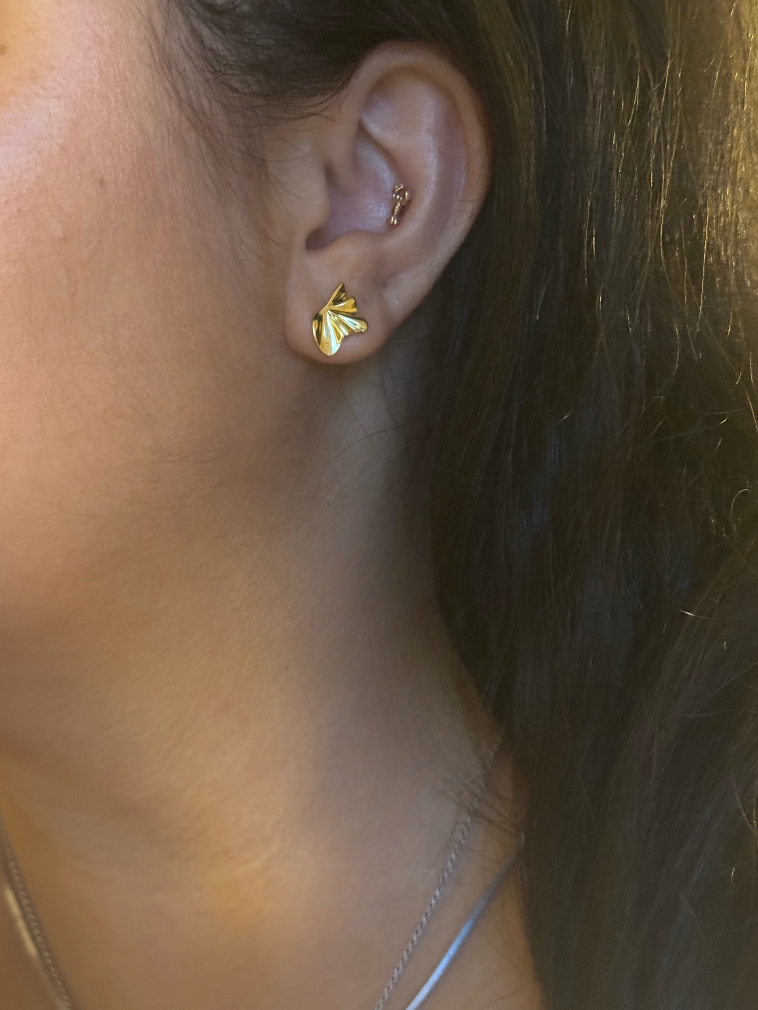 Ribbon Stud Earring