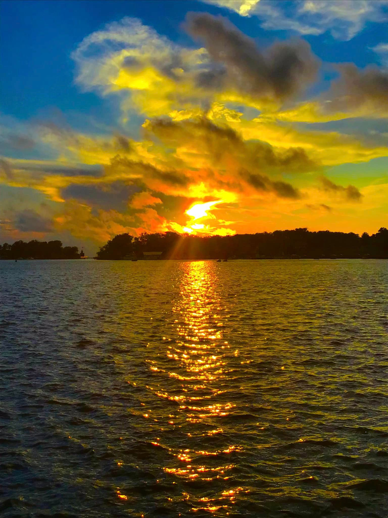 Beautiful Horizontal 3