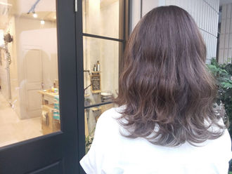 モノトーンベージュ