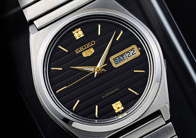 Example of Seiko 5 vintage watch for sale