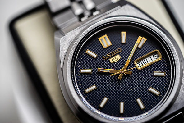 Seiko 5 7S26 8760 Automatic Blue | Vintage Watch Studio