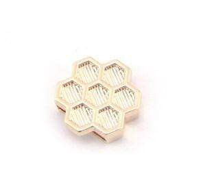 Thumbnail: Beehive Charm