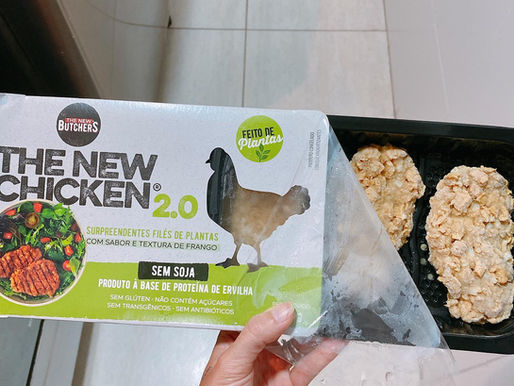 Bife de "frango" à base de proteína de ervilha.