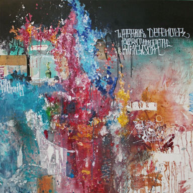 Großformatiges abstraktes Gemälde mit chaotisch wirkenden Farbflächen und Linien, das eine dynamische Bildwirkung erzeugt.