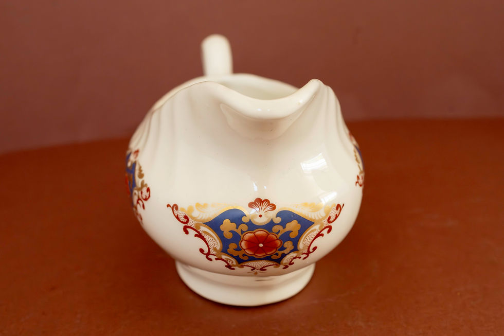 Thumbnail: Keeling & Co. Staffordshire Imari Gravy Boat c.1912–1936