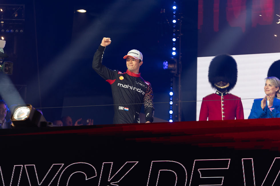 de Vries took two podiums in London to shore up Mahindra's Season 11 | Credit: Ryan Fleming