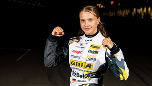 Janina Schall joins Porsche for all-female Formula E test