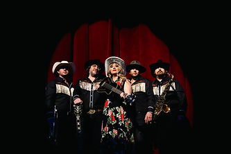ID024664-kate-voss-and-the-ho-performerphoto.jpg